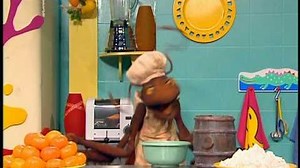 Colobus Monkey and Flying Squirrel - Animal Show with Stinky and Jake - The Jim Henson Company