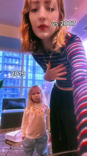 Karina y Aria: Momentos Divertidos en Familia