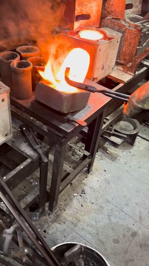 The foundation of fair payouts? Accurate testing. At Manhattan Gold & Silver, we use several types of assays — from traditional fire assays to XRF and ultrasound testing — to ensure every lot is evaluated precisely. Because in refining, precision is everything. 💬 Tell us in the comments — which assay are you most familiar with? #GoldAssay #MetalTesting #RefiningProcess #FireAssay #XRFTesting | Manhattan Gold & Silver