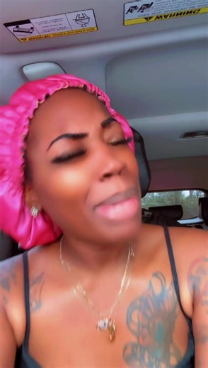 Like girl you could’ve showed us some kitchen knives#fyp #viralvideo #trending #comedy #foryoupage