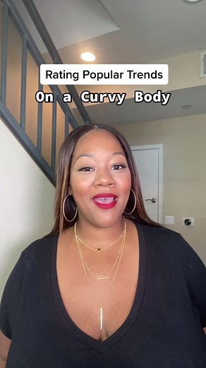 How did I do with this one?! I think it’s cute, but I also felt exposed 😂. Link in bio for outfit details! #plussize #curvyfashion #curvygirl