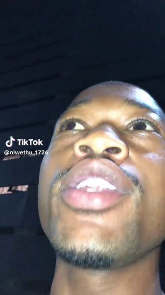 intombazana engakwazi ucofa icomputer🚩 #uzenenye #cwecwe