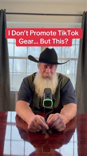 Unboxing the Maono 100W Microphone Review