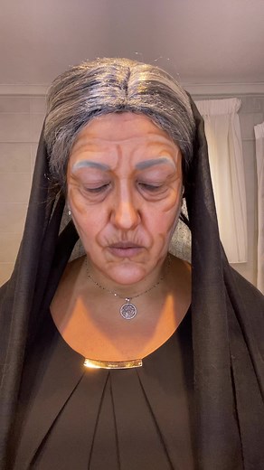 Creative Makeup Hacks Inspired by Grandma's Secrets