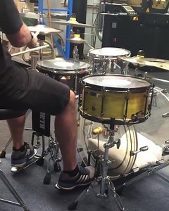 Controlled Sound White Dots sounding crisp on Stan Bicknell kit. #teamremo #drumhead #drums #remo #drumgear | Remo Inc.