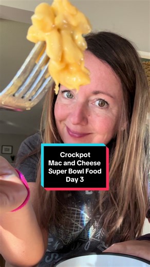 Creamy Crockpot Mac and Cheese Recipe for Super Bowl