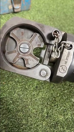 泉精器製作所 IZUMI 手動油圧式工具 9号K ダイス ケース付き 簡易動作確認動画【工具一番館東静岡店 買取/販売】