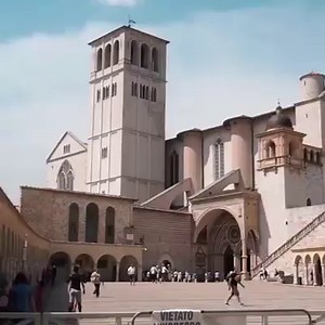 😍 Assisi - Umbria 😍 🇮🇹 Join Us & Enjoy Italy 🇮🇹 Sign up on https://italyfoodmagazine.com/newsletter.html 🎥 Thomas Basso - Videomaker | Italy Food Magazine