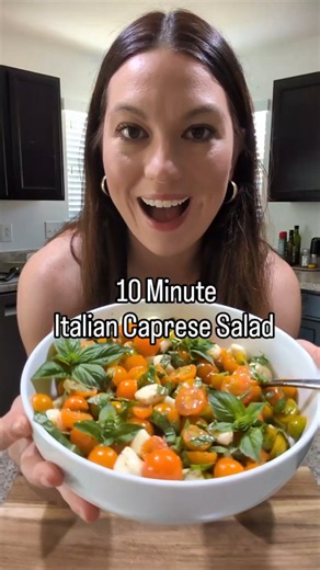 Italian Cherry Tomato Caprese Salad