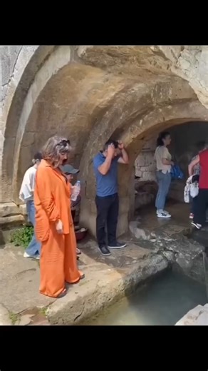 Modern way to make a wish. 🤣🤣 🎥From IG@nemke.94 | Newchic