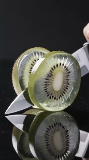 What Glass Fruit Cut Is Best #asmr #ai #glassfruitcutting