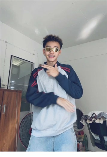 วิดีโอของ Aung Pyae Sone[Ko Pyae] (@aungpyaesone4922) พร้อมเพลง original sound - Aung Pyae Sone[Ko Pyae]