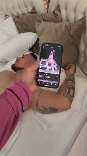 Ruby Cortez on Instagram: "“Un clasico”.. todos siempre se justifican 😂😂 #reels #couple #novios #parejas #mainfamily"