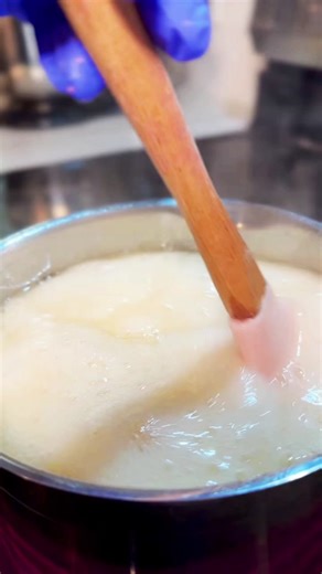 Behind the scenes of creating marshmallow roses 🌸🌸🌸