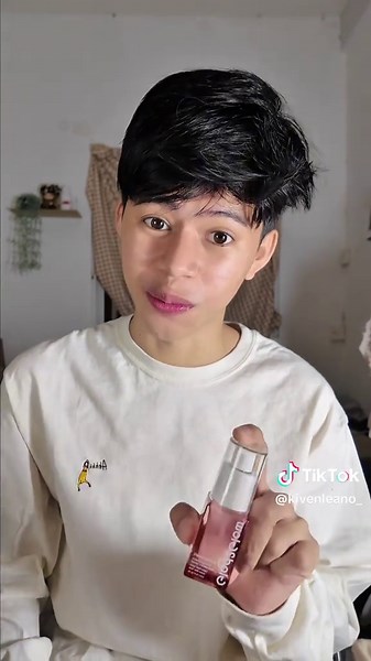 Glowing Skin Transformation with Glad to Glow Serum