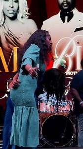 Lisa Knowles-Smith & The Brown Singers | Lisa Knowles-Smith & the Brown Singers