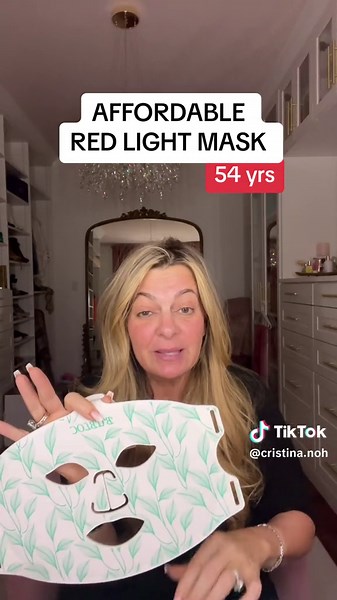 Introducing the affordable red light therapy mask!