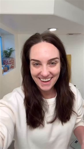 Catherine Brown on Instagram: "This is my weekly performance review where I do a start, stop, continue on my week. This week I’m going to start a massive house purge. There’s nothing like a good cleaning to start the year right and get into that Q1 mindset. I’m going to stop worrying about something that’s been bothering me and literally shake it off — a tip from my therapist. And I’m going to continue some of my low buy habits from 2025. If@you’re new here, I did a low buy challenge in 2025. I 