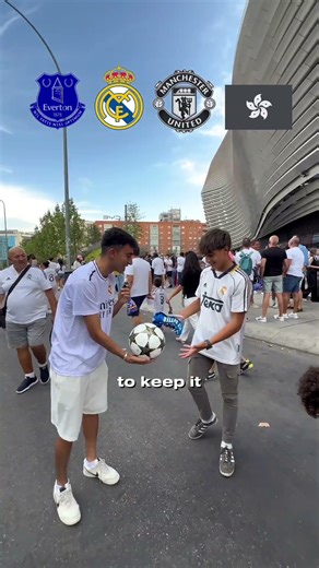 Who had the best first touch? #football #shorts