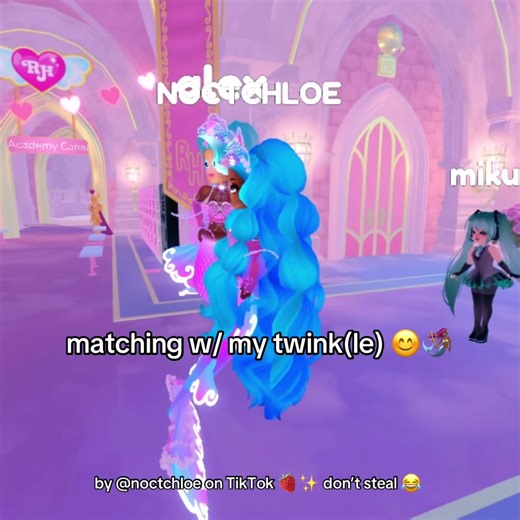 Creating Unique Looks in Royale High with Friends