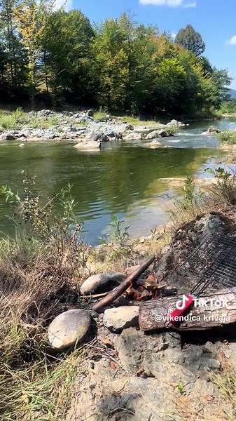 Vikendica na Krivaji s bazenom on TikTok