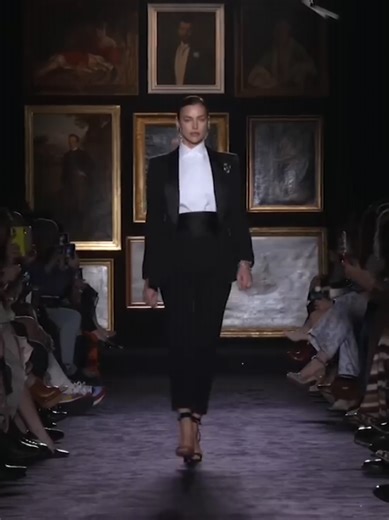 Supermodel: Irina Shayk | Big Runway Collection #irinashayk #russia #newyork #unitedstates #fashion