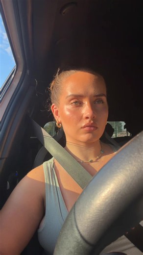 greta.maxima (@greta.maxima)’s videos with som original - Tradufznx★