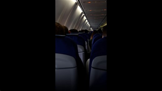 Delta & United Airlines Sued For Selling Windowless “Window Seats”.