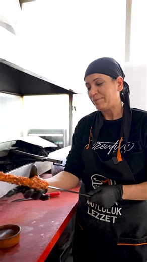 SML RESTAURANT & CATERING on Instagram: "Mersin’nin tek kadın ustası ✨❤️‍🔥 #izgara #kadın #kesfet #catering 📍@smlrestaurant"