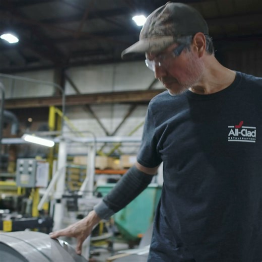 Beloved by chefs, used in restaurants and at home. Shop cookware that is engineered with precision in-mind. | All-Clad Metalcrafters