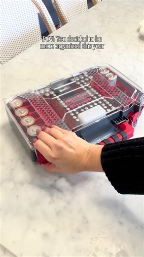 Mamas it’s time to organize that battery drawer. Because noone wants to be searching for batteries when the fave toy stops working or that smoke detector starts chirping at 3am. Click on my LTK (bio!) to get all the details 🩷 #batteryorganizer #battery #organization