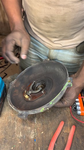 NF electronics on Instagram: "3HP Single Phase Clutch Plate Change |Part-2 |3HP Clutch Plate Motor Repair |#electrical |#reels |#clutchplatemotor |#nfelectrical :Camera and editing Navin Kumar :Proprietor Fulgen Sahni :Warkar Fulgen Sahni 🙏Please Follow 🙏 ❤️Your Welcome❤️"