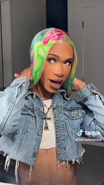 I usually hate rainbow hair but this wig literally has my heart 😩😍🎨 #pridehair #crossprint #wigtok