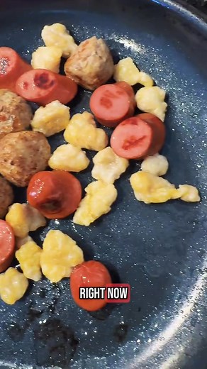 3K views · 47 reactions | Here’s another one of my ramen recipes. Barbecue cookout You got the beef, chicken, and hotdog barbecue cookout vibes. Turn them into a ramen creation. Enjoy foodies. #bbq #cheapmeals #ramenhack #budg~ #cookoutvibes #foodie | Alanya Williams | Facebook