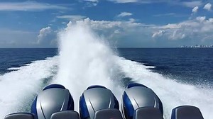 11K views · 253 reactions | Tearing it up on a Tuesday #midnightexpressboats | Midnight Express Powerboats | Facebook