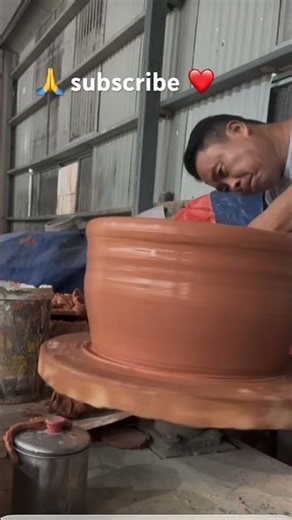 Making outdoor planters on clay