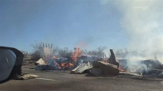Truck fire closes U.S. Highway 93 in Arizona