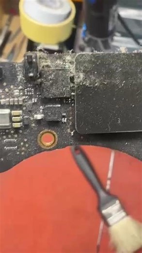 MacBook liquid damage logic board fix #iphonemaster7 #macbook #macbookair