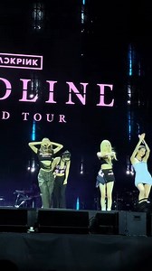 1.5M views · 35K reactions | OT4 encore Earthquake ✨ #BLACKPINK #DEADLINEWorldTour #JISOO #Lisa #ROSÉ #jennie #earthquake #nocopyrightinfringementintendedmusicbelongstotherightfulowner | BLINK FanClub BP | Facebook