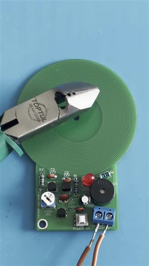 DIY Metal Detector Kit: Build Your Own Detector!