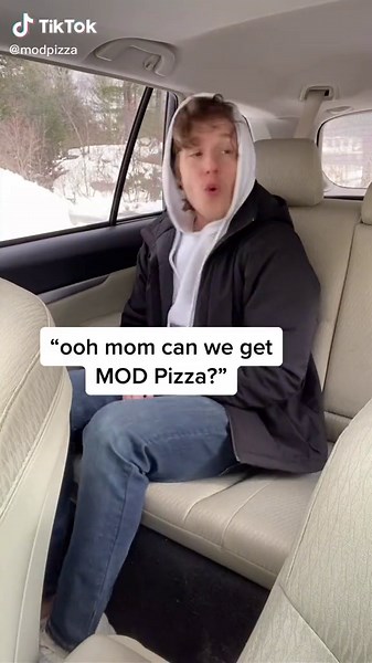 Delicious Homemade MOD Pizza Recipe | Mid Pizza #TheStruggle