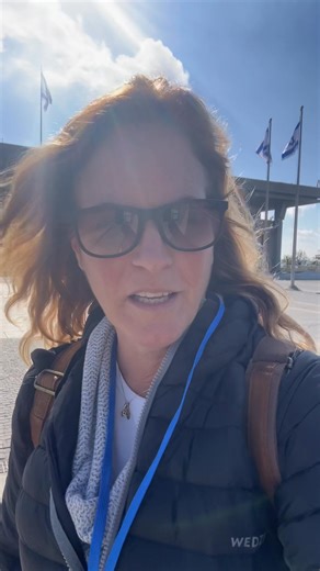 גם היום הגענו לוועדת חוץ מבטחון לדיוני חוק ההשתמטות. אילת פלר מימון ועו״ד איריס שפירא הגיעו לדיון על מיהו חרדי ואיך יוגדר בהצעת החוק המופקרת. אתם מבינים? לא מיהו מילואימניק קורס. לא מיהו סדירניק שנלחם ברציפות מה 7.10. לא מיהו הלום קרב שנקרא שוב למילואים. לא!! ועדת חוץ מבטחון תדון על מיהו חרדי. הקשיבו ותימכו במלחמתנו נגד החוק המופקר - https://katzr.net/5bc135 | אימהות בחזית