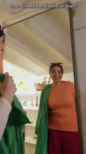 How Custom Mirrors Improve Retail Spaces #mirrorlot #custommirror