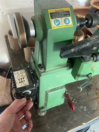 Variable voltage motor on harbor freight mini lathe. #woodlathe #woodworking #lathe #woodturning #HF