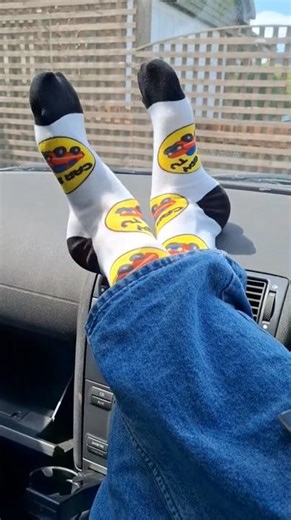 Ford Mondeo Mk3: How To Find AUX Port (+ Shameless Merch Plug)