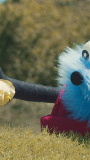 パペットスンスン on Instagram: "黄色い花 #パペットスンスン #puppetsunsun #スンスン #6才 #puppet_sunsun_movie"