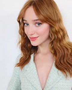 3.2K views · 72 reactions | Le roux de Phoebe Dynevor, une coloration qui nous inspire pour l'été ! © dayaruci | Vogue France | Facebook