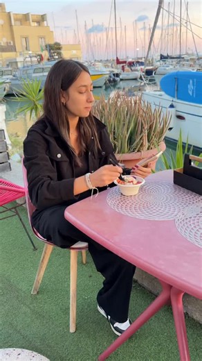 Vieni a trovarci — ti aspettiamo! 🌺 📍Lungomare Duca degli Abruzzi, 84, 00121 Lido di Ostia RM 📞 392 7890896 🎥 @stassuccess #poke #poké #pokeostia #pokeroma | Stanislav Shelekhov