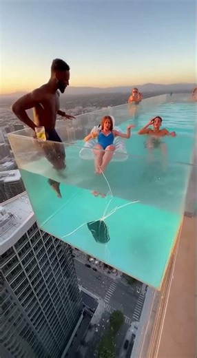 Structural Failure on High Rise Infinity Pool!