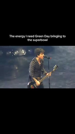 Green Day's Energy at the Super Bowl 26